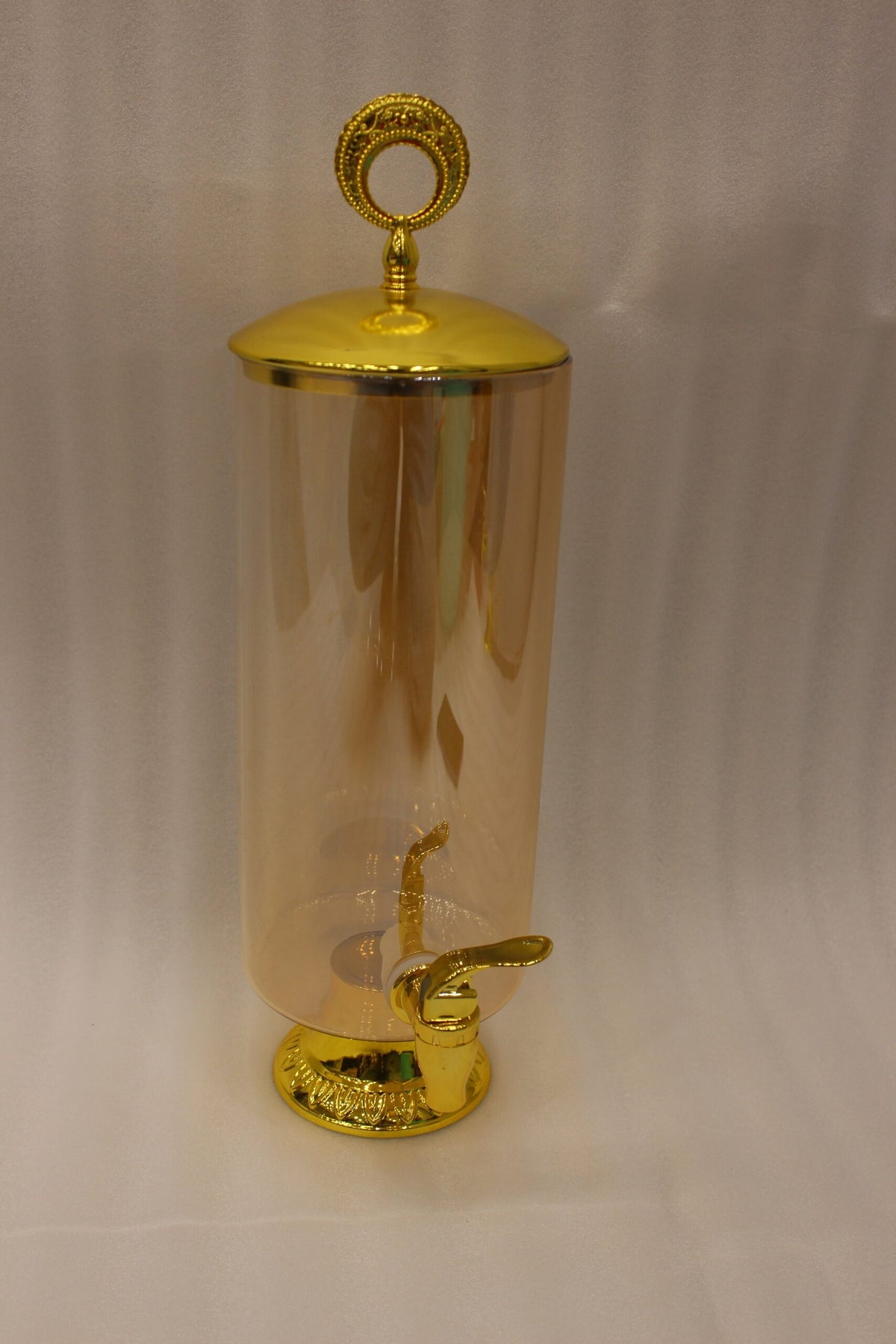 Luxurious Glass Beverage Dispenser