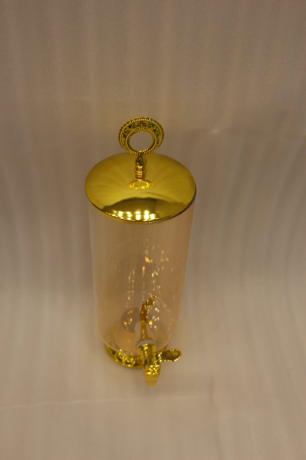 Luxurious Glass Beverage Dispenser