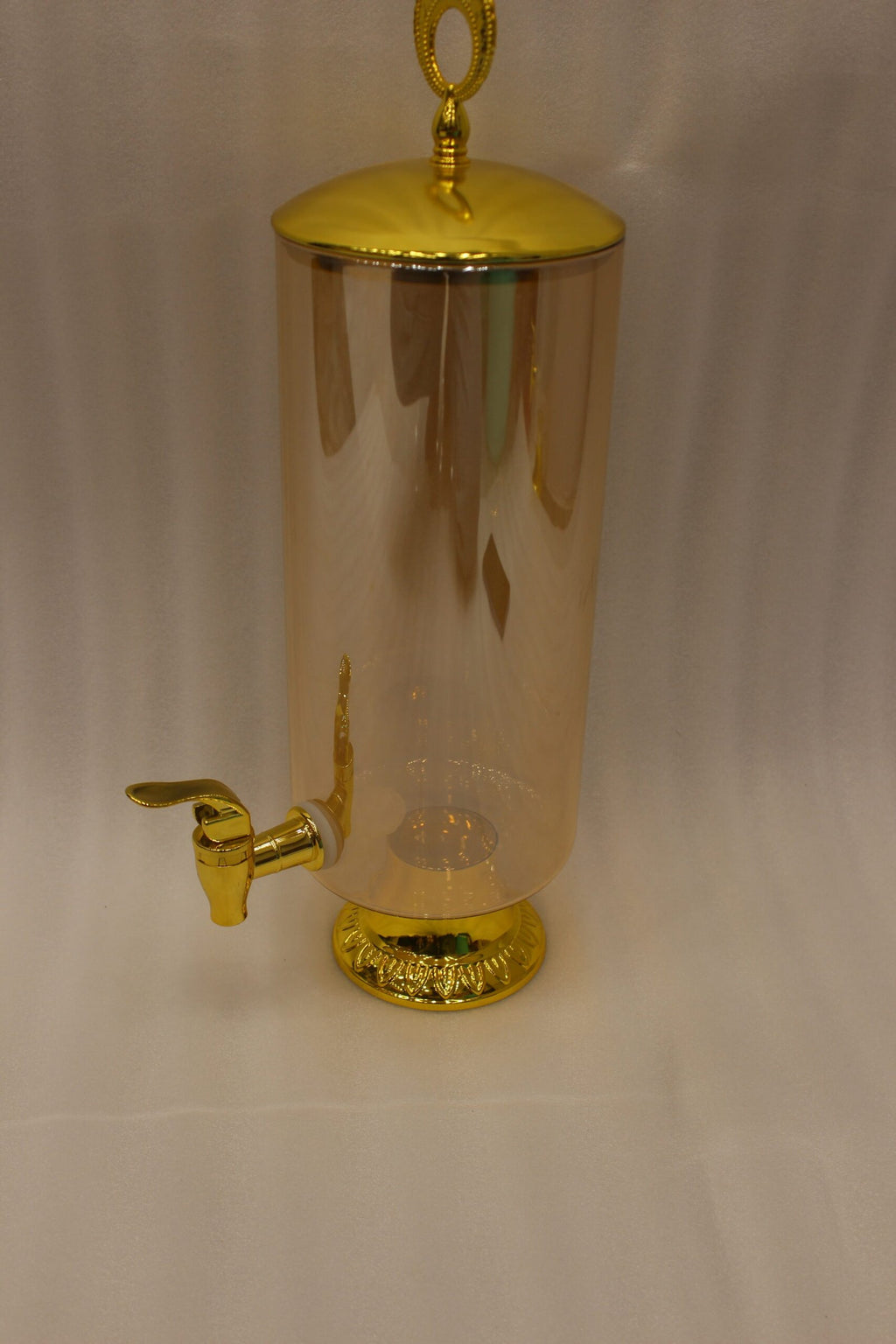 Luxurious Glass Beverage Dispenser