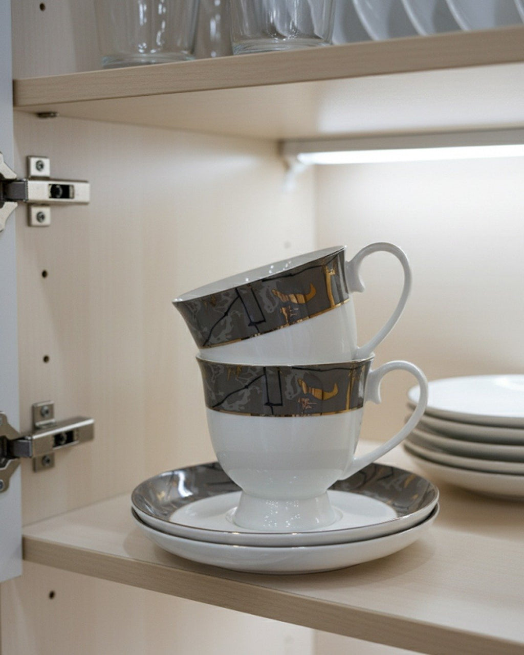 Modern Elegance in Cups